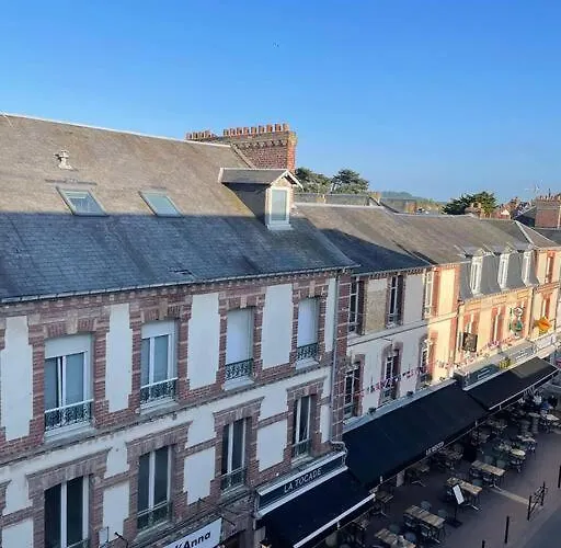 Cosy Avenue De La * Cabourg